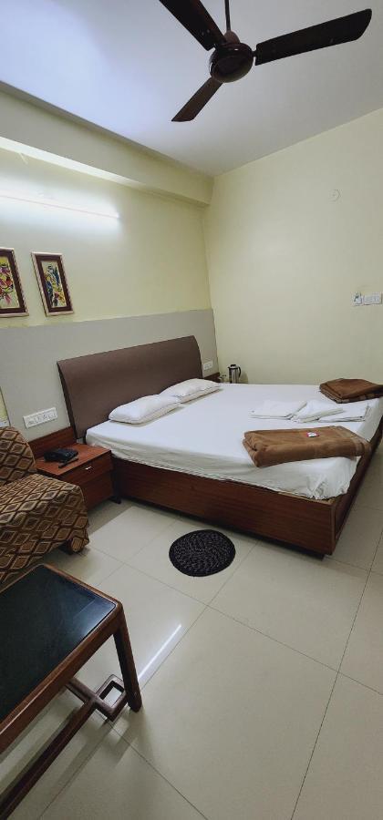 Hotel Shakuntala Palace Puri Εξωτερικό φωτογραφία